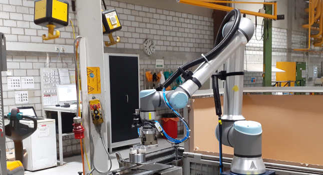 the solution was trained through human demonstration instead of programmed. Instead of manually guiding the probe to each individual solder joint