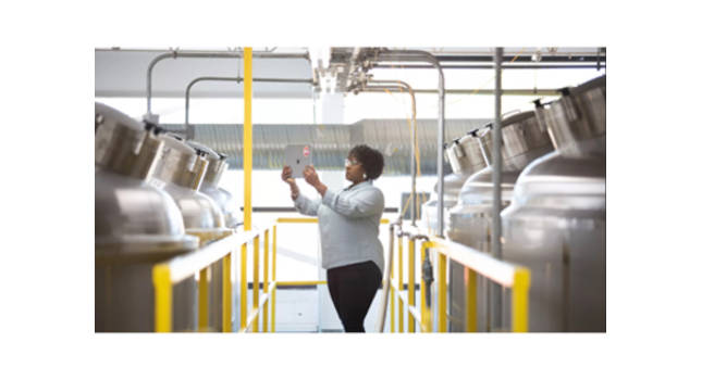 including key procedures and direct signatures for a system integration project involving a pharmaceutical manufacturer. Reports are created in Infobatch by Informetrics Systems Inc. Courtesy: Rockwell Automation