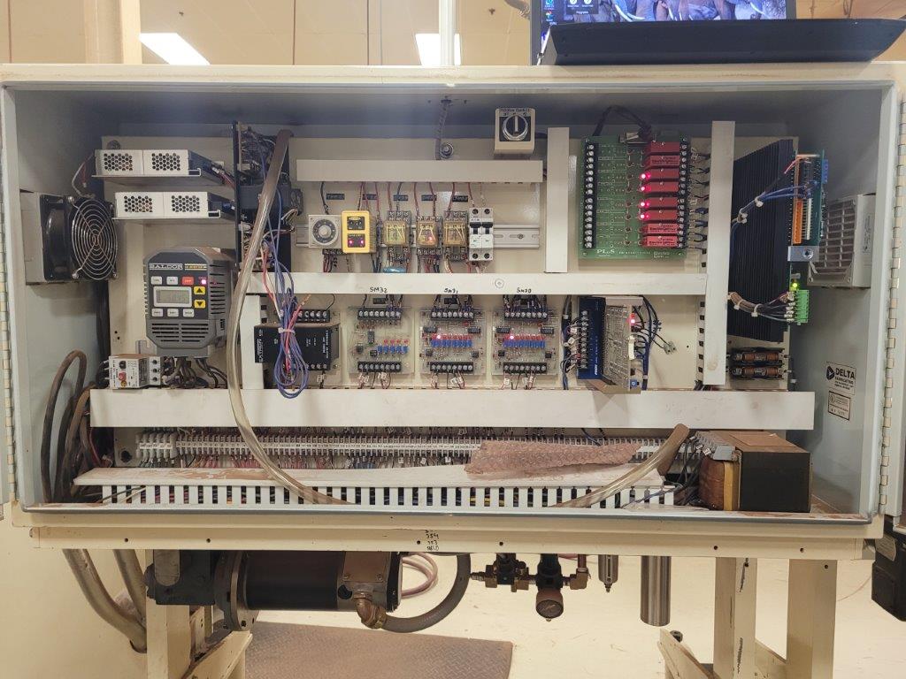 A shot of the control panel before the upgrade including the obsolete servo.