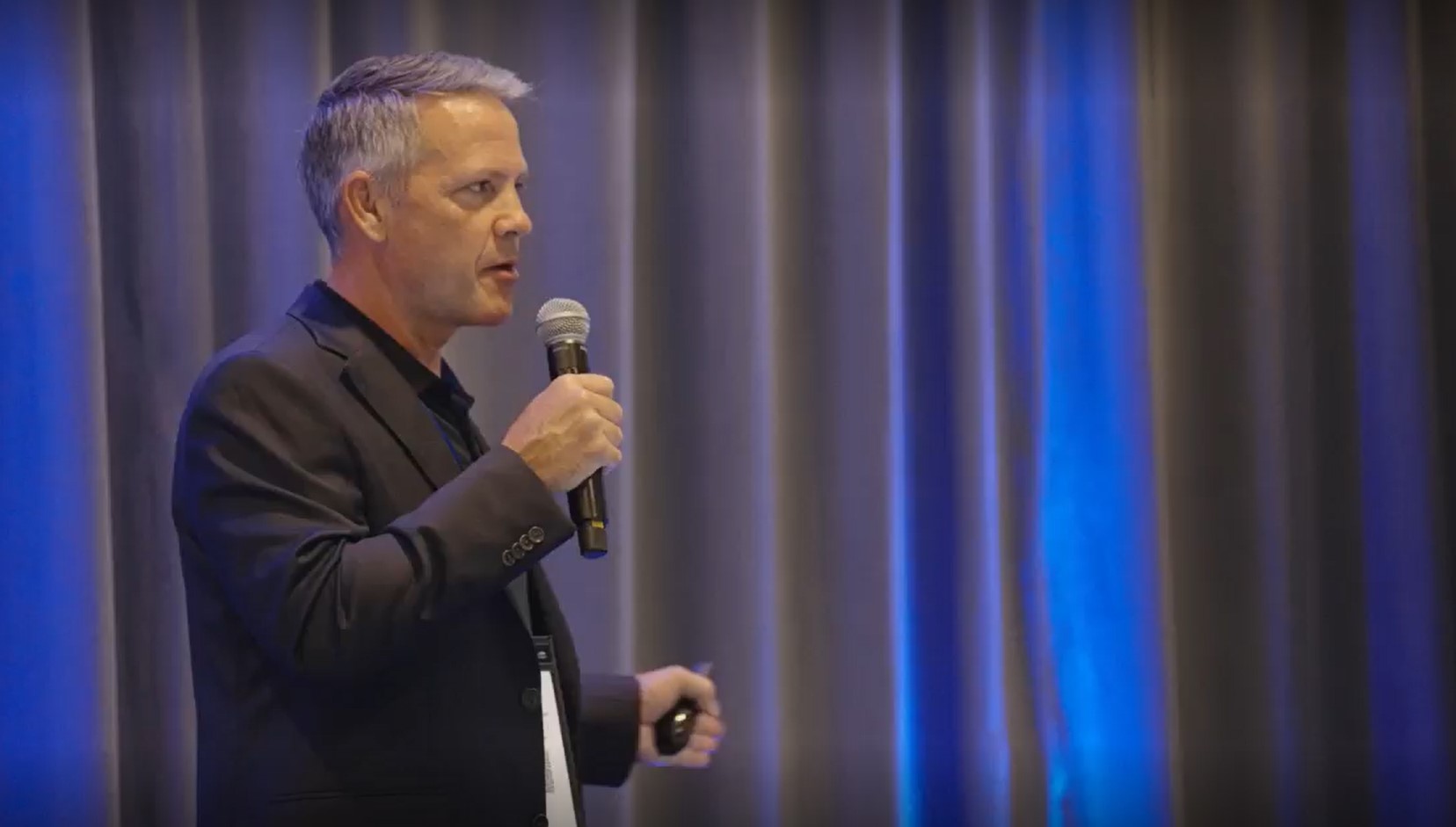 Figure 2: E Tech Group CEO Matt Wise addresses the crowd at Power Week, an annual company event focused on training, best practices and networking for employees. Courtesy: E Tech Group