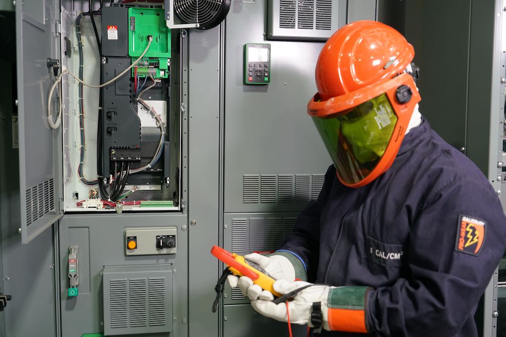 Figure 4: Example of arc-rated personal protective equipment category 2, up to 8 cal/cm2. Courtesy: Schneider Electric