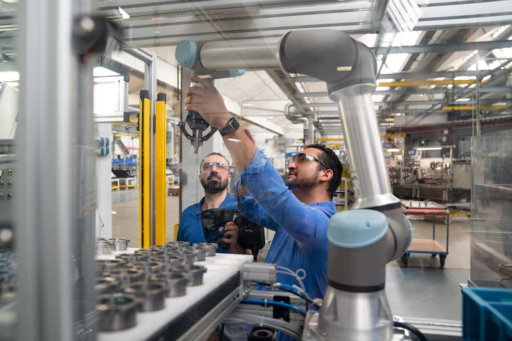 Figure 3: Having people work in teams will always be relevant; everyone has the opportunity to teach and learn. Courtesy: Universal Robots