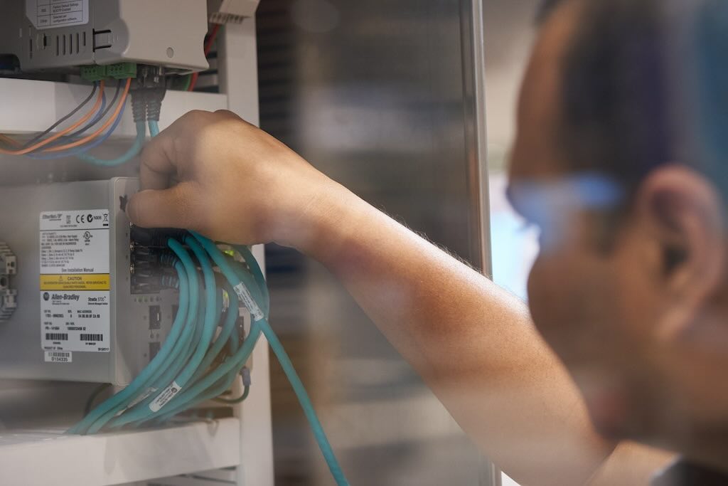 Figure 2: Smart safety devices can help managers use data to schedule device tests when needed to help maintain compliance.