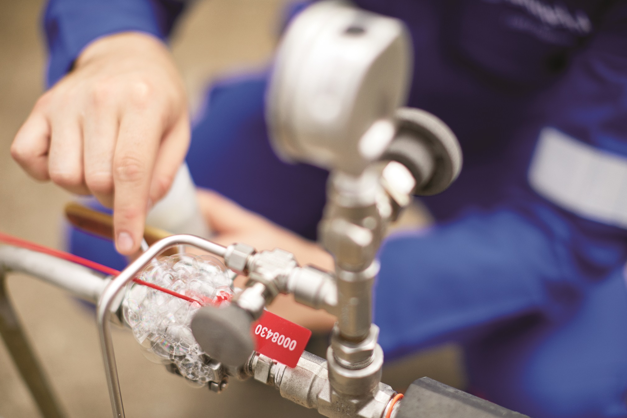 Figure 5: Bubble testing is an effective way for technicians to test for leaks and determine if fitting connections must be tightened or replaced. Courtesy: Swagelok Co.