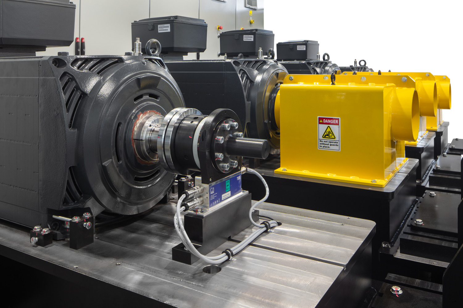 Figure 1: Advanced industrial motors and drives are at the forefront of energy efficiency in manufacturing, helping facilities reduce power consumption. Courtesy: ACS