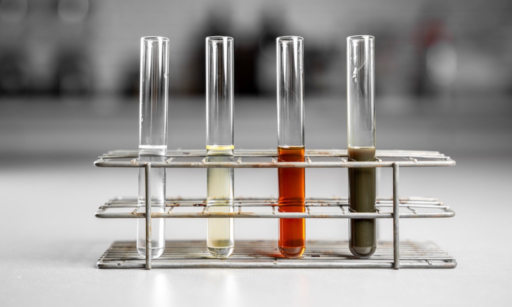 Figure 4: Progression of in-service oxidation (test tubes). Courtesy: JAX Inc.