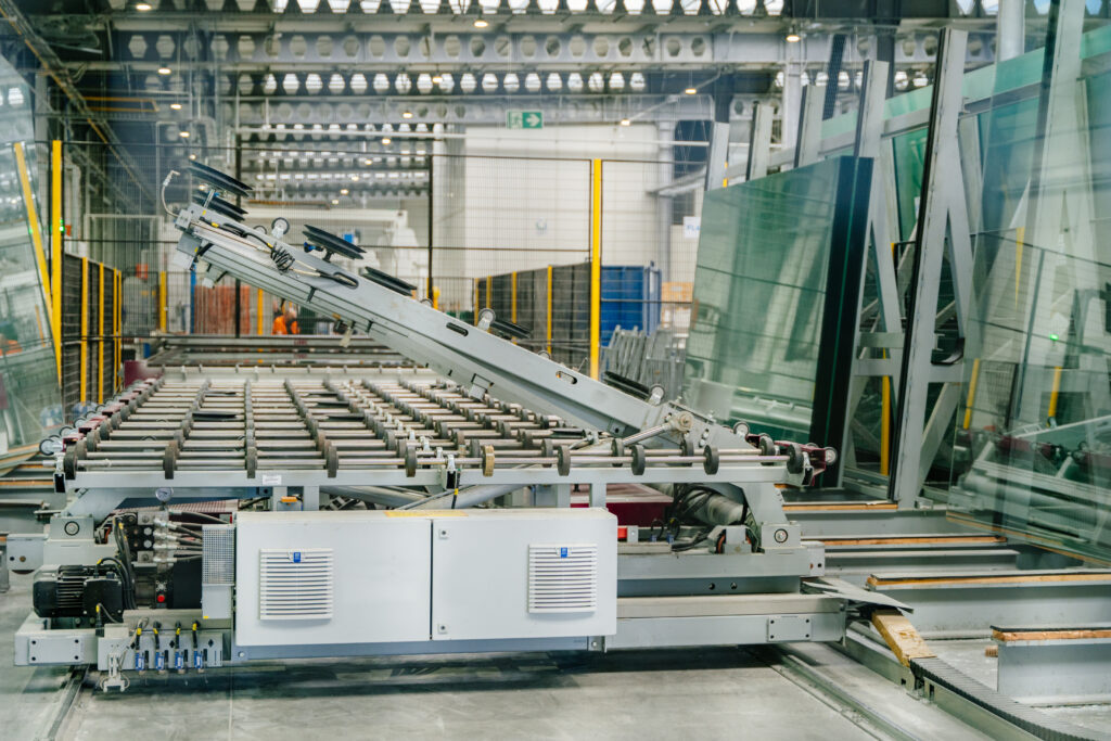 Figure 3: Using advanced asset management systems, cross-functional teams analyze visual data to proactively eliminate underlying technical and operational risks on the plant floor. Courtesy: Life Cycle Engineering
